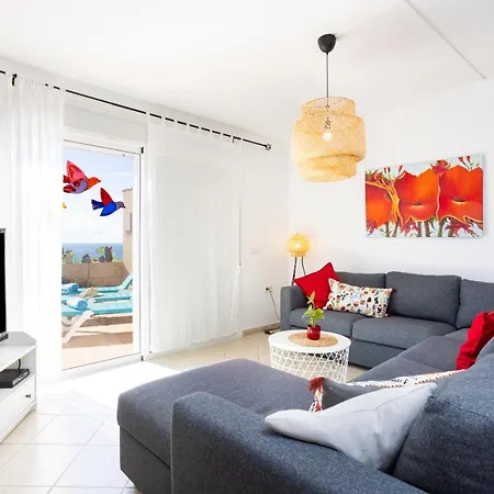 Casa Almendra: Oceanview Oasis With Private Pool And Family-friendly Amenities *